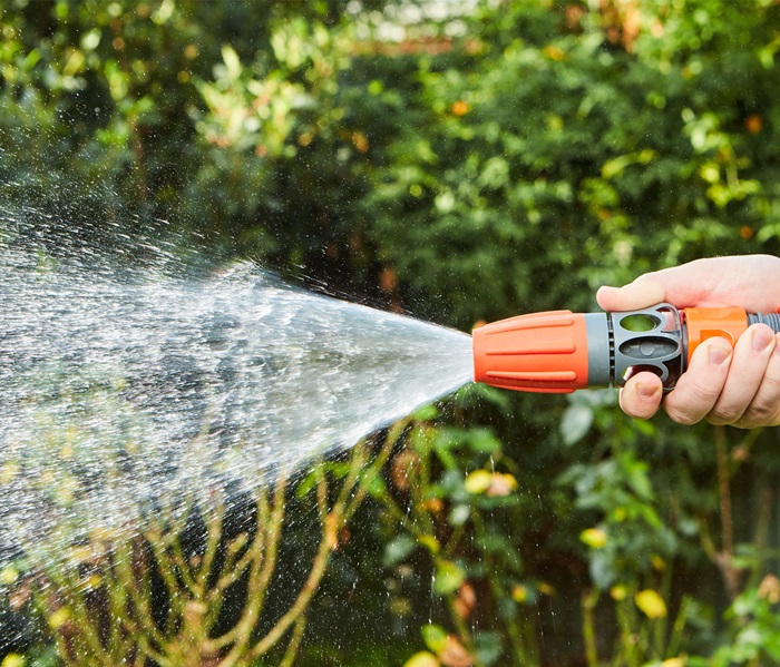 Vòi phun nước cầm tay màu xanh dương cam B 928X(21 27) 2