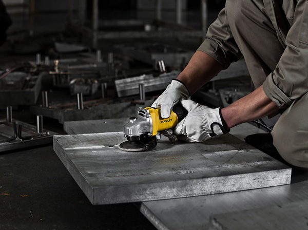 Máy mài góc Stanley STGT 8100 2