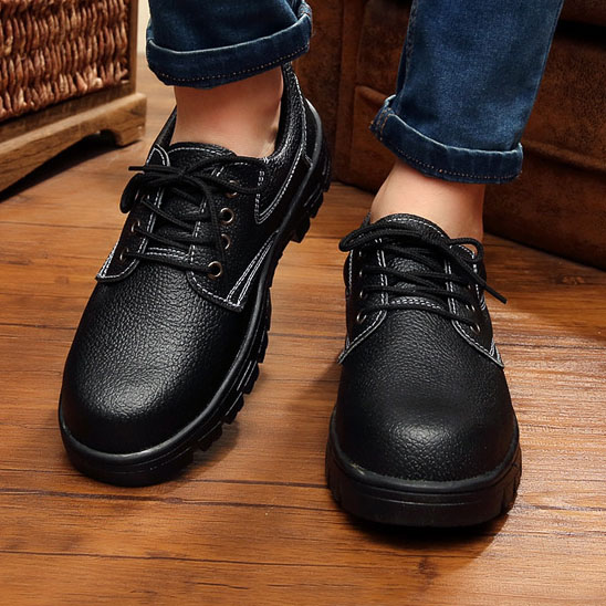 Lựa chọn giày bảo hộ lao động đúng cách