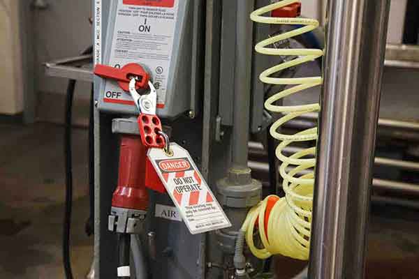 Khóa còng Brady 133161 1