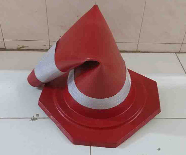 Cột tiêu phần làn cao su CC A11 1